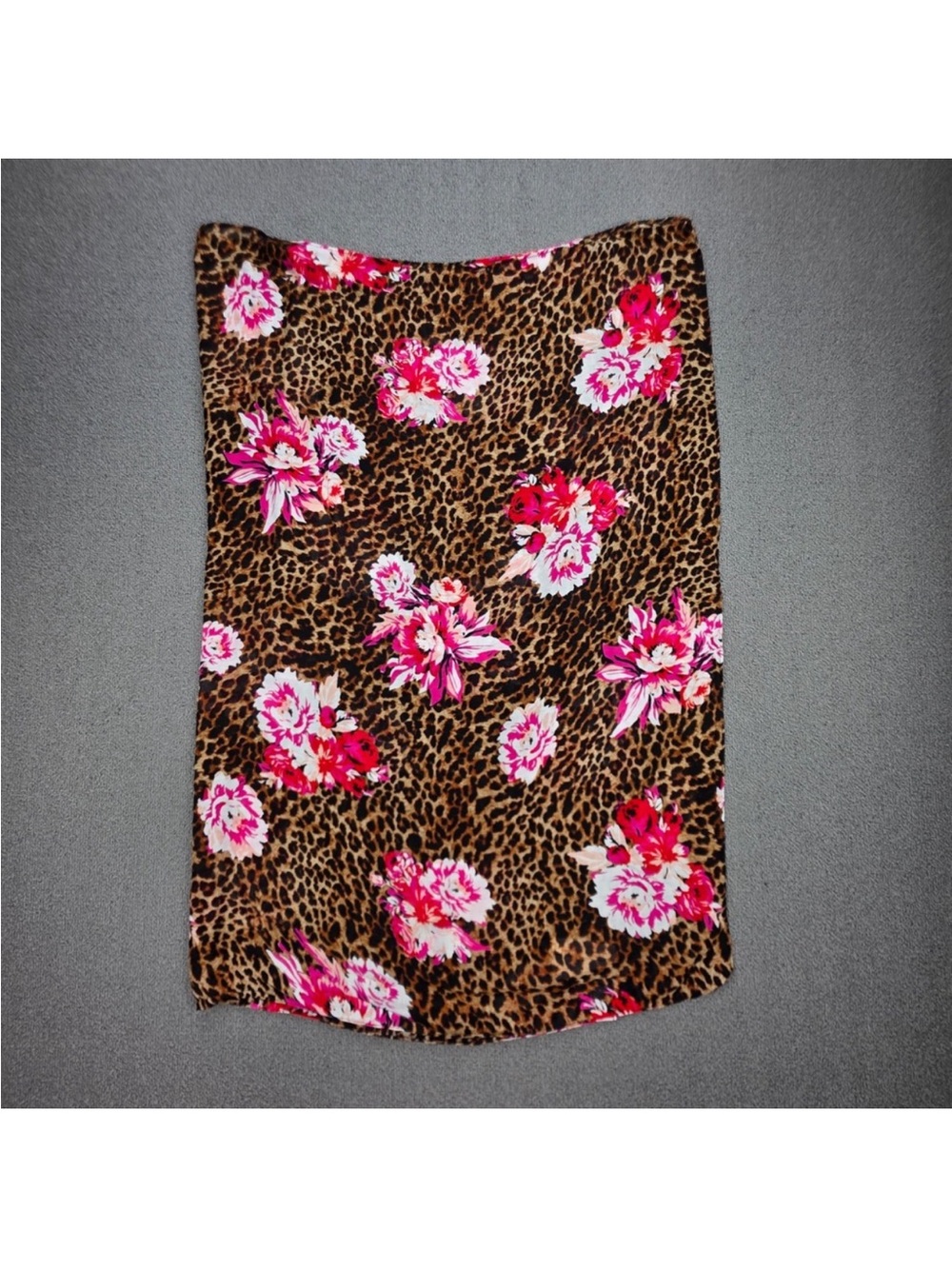 Victoria's Secret Brown Leopard Print 100% viscose Scarf
